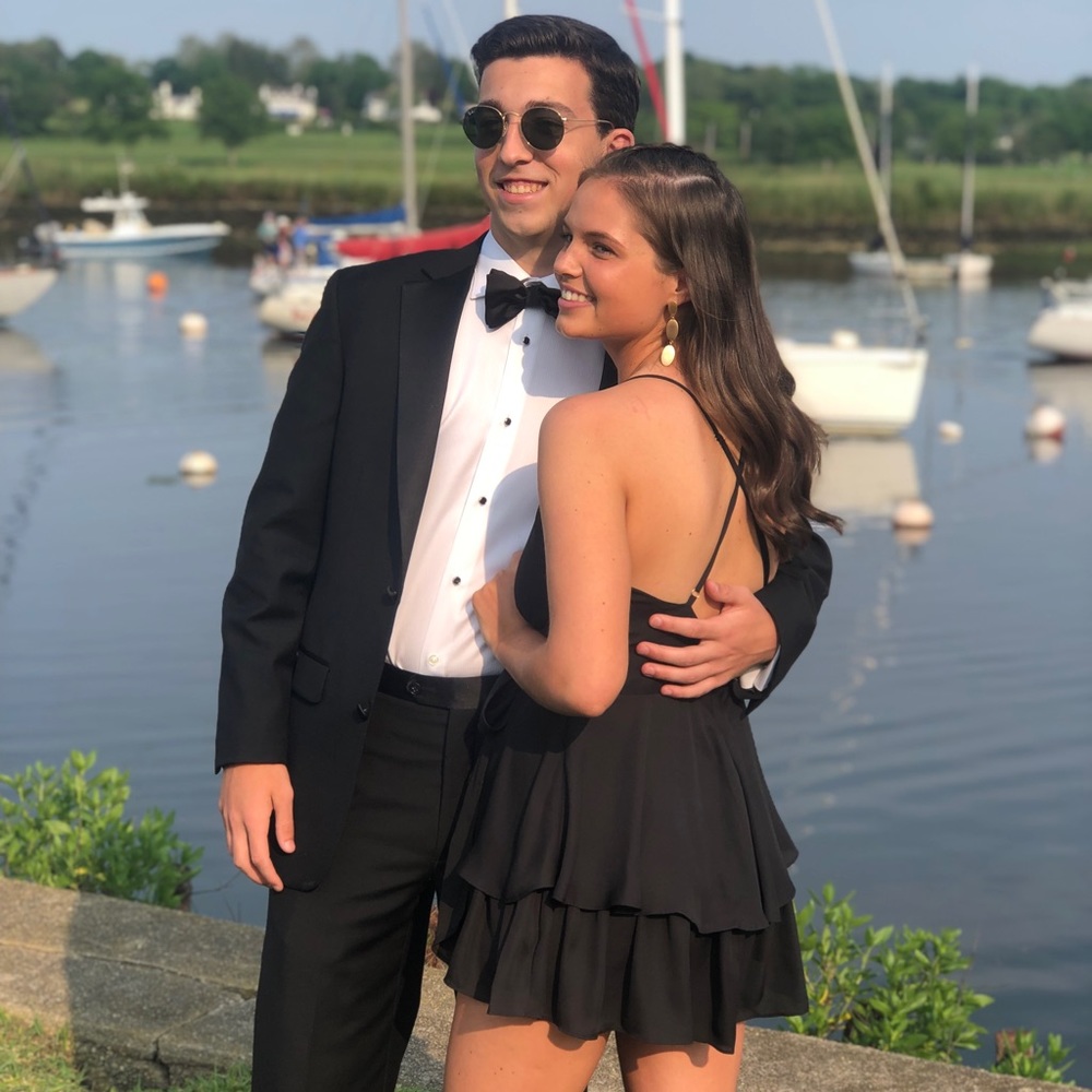 black romper - Picture 3 of 4